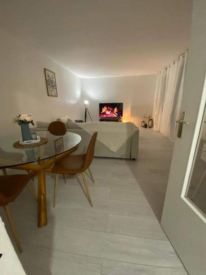 Appartement Chaville Esterno foto